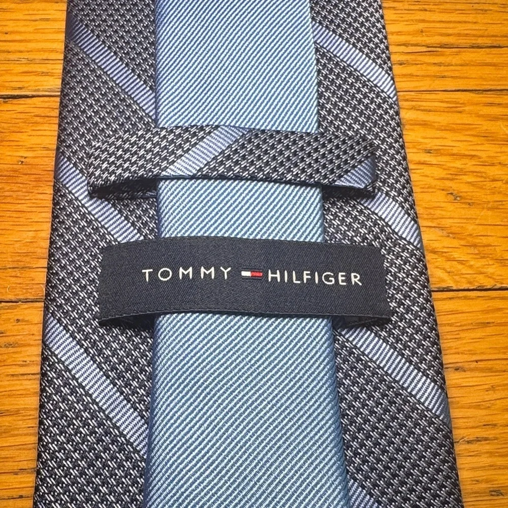 Tommy Hilfiger Blue Patterned Silk Tie